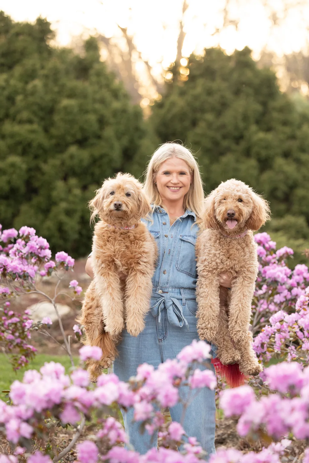 What not to wear when posing with your dog - avoid solid black or white. 